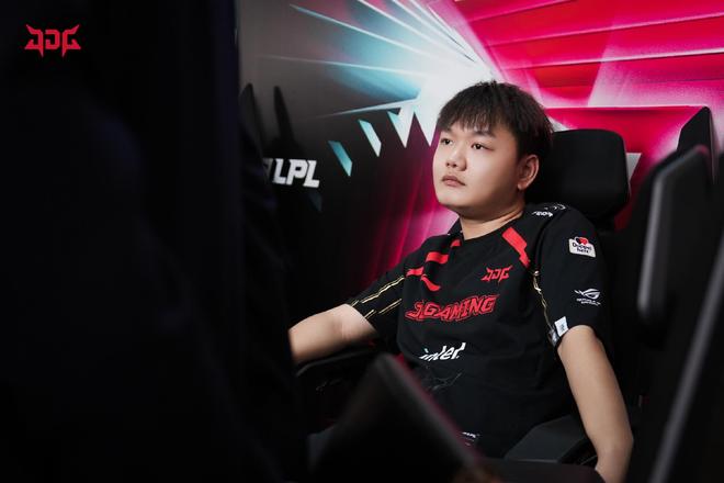 隔较往年缩 隔较往年缩