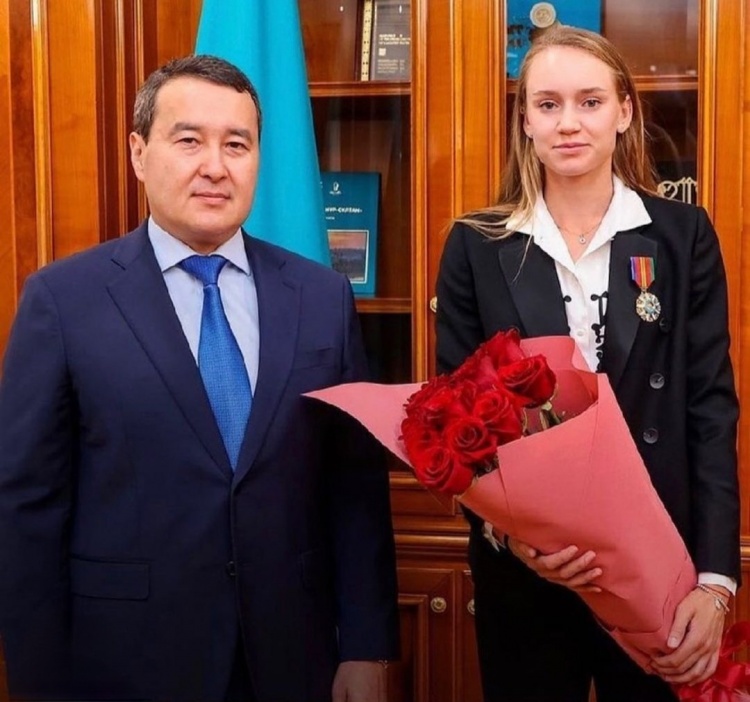 交织成这一 交织成这一