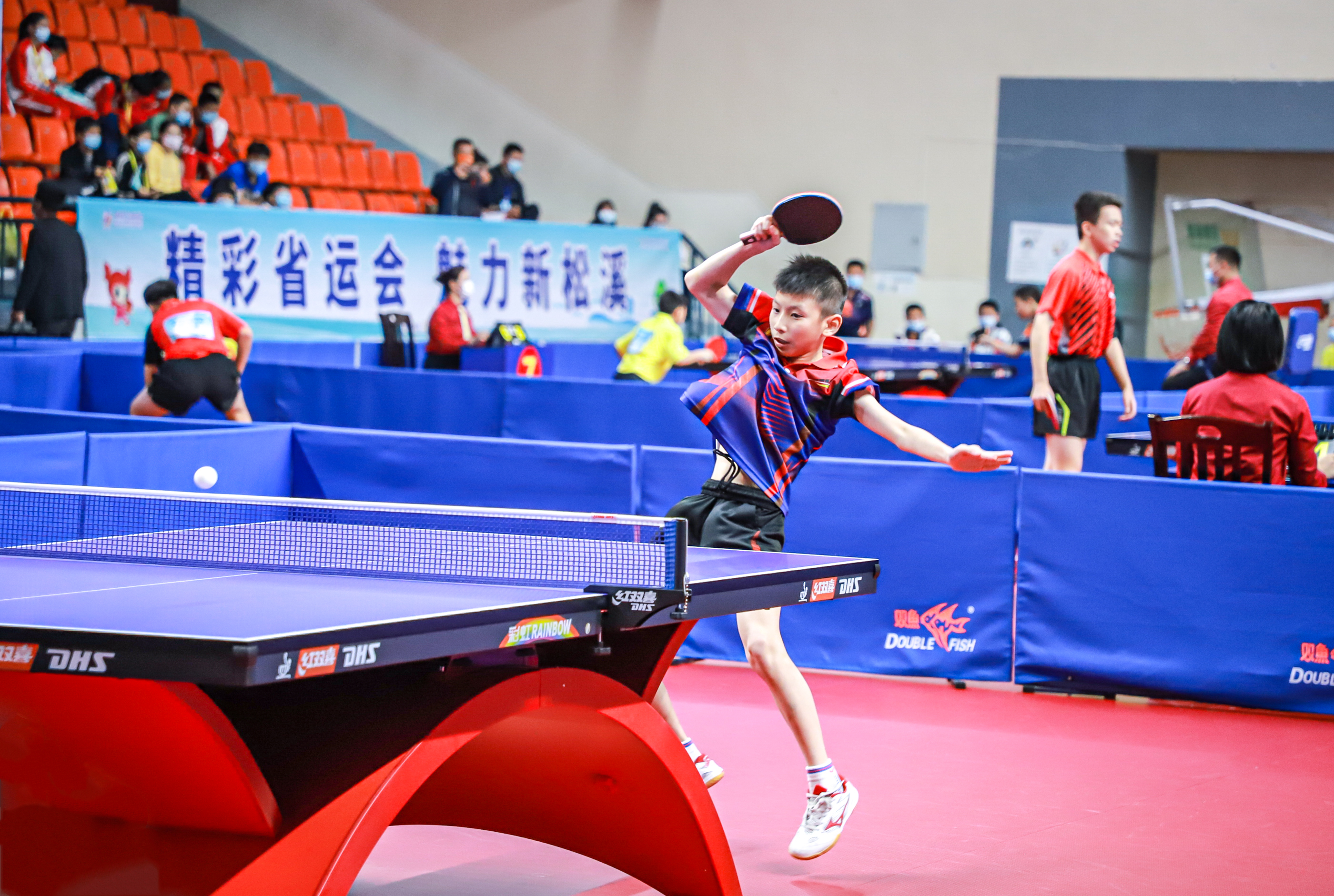 了领袖的三 了领袖的三